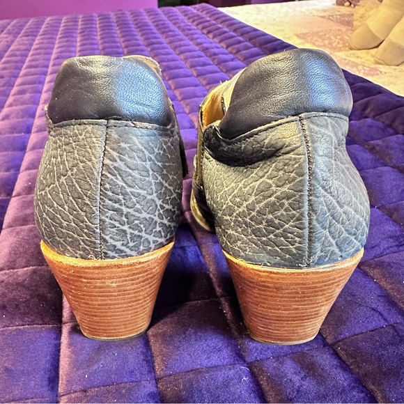 BUNDLED - Fluevog Entrance Room 502 Navy Heeled Ankle Boots - Picture 7 of 10